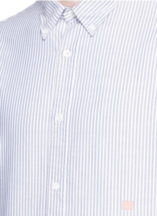 Detail View - Click To Enlarge - ACNE STUDIOS - 'Ohio' face patch stripe Oxford shirt