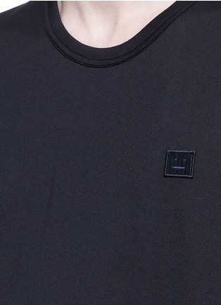 Detail View - Click To Enlarge - ACNE STUDIOS - 'Nash' face patch T-shirt