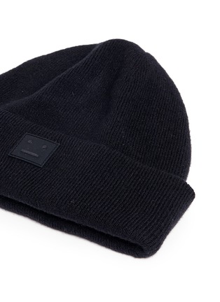 Detail View - Click To Enlarge - ACNE STUDIOS - 'Knut' face patch wool beanie