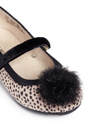 Detail View - Click To Enlarge - STUART WEITZMAN - 'Fannie Cheetah' pompom Mary Jane toddler flats