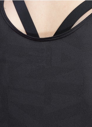 Detail View - Click To Enlarge - CALVIN KLEIN PERFORMANCE - Performance tank top with sports bra
