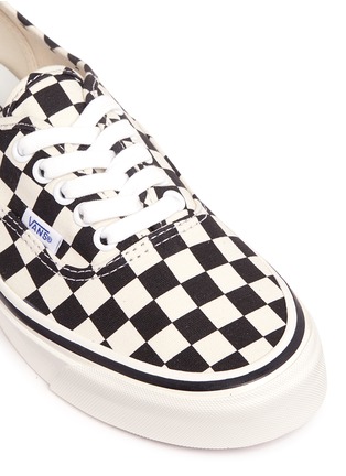 Detail View - Click To Enlarge - VANS - 'Anaheim Factory Authentic 44 DX' checkerboard canvas sneakers