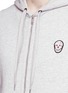 Detail View - Click To Enlarge - ALEXANDER MCQUEEN - Skull patch extended hem zip hoodie
