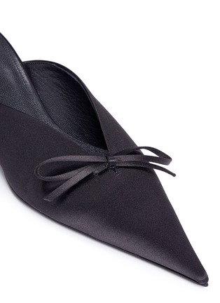 Detail View - Click To Enlarge - BALENCIAGA - 'KNIFE' EXTREME POINTED TOE SATIN MULES