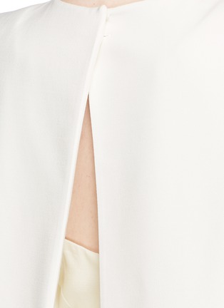 Detail View - Click To Enlarge - ALEXANDER MCQUEEN - Structural cape back belted cady crepe dress