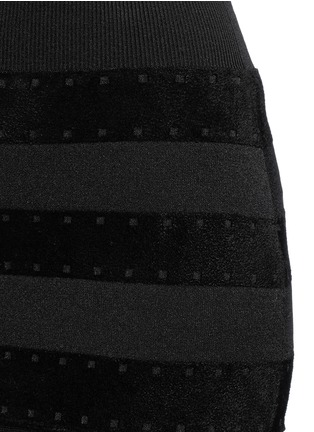 Detail View - Click To Enlarge - ALEXANDER MCQUEEN - Eyelet embellished stripe velour fluted skirt