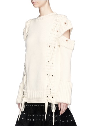 Front View - Click To Enlarge - ALEXANDER MCQUEEN - Lace-up slashed shoulder wool sweater