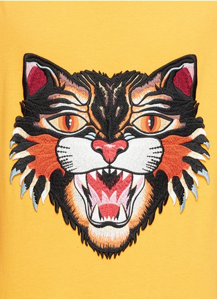 Detail View - Click To Enlarge - GUCCI - 'ANGRY CAT' APPLIQUÉ T-SHIRT