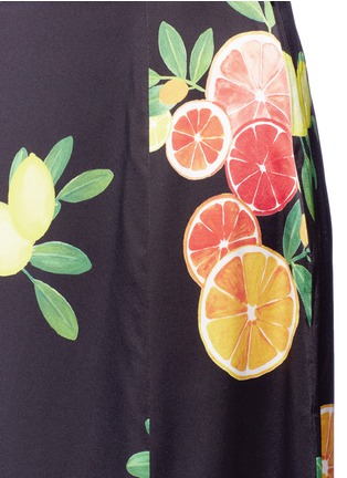 Detail View - Click To Enlarge - 74016 - Citrus print slit front satin skirt