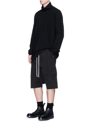 Figure View - Click To Enlarge - RICK OWENS DRKSHDW - Front flap dropped crotch shorts