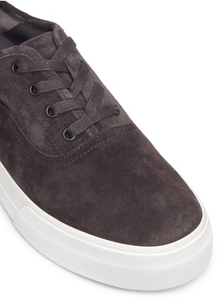 Detail View - Click To Enlarge - VINCE - 'Copley' suede flatform sneakers