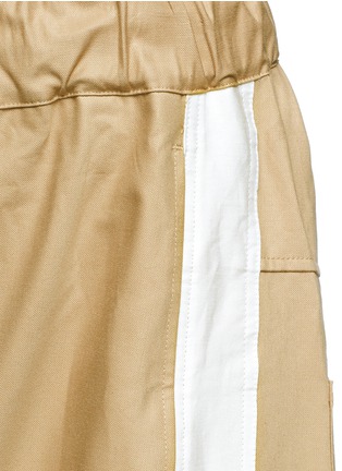 Detail View - Click To Enlarge - BASSIKE - Contrast outseam cotton twill culottes