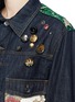 Detail View - Click To Enlarge - - - Mixed button brocade patch cropped denim jacket