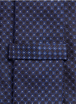 Detail View - Click To Enlarge - ARMANI COLLEZIONI - Square dot jacquard silk tie