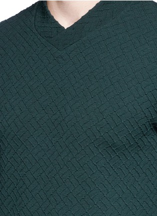 Detail View - Click To Enlarge - ARMANI COLLEZIONI - Grid knit V-neck sweater