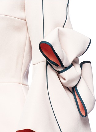 Detail View - Click To Enlarge - ROKSANDA - 'Kemi' bow cuff bonded crepe top