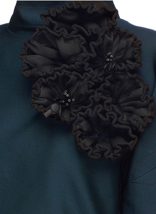 Detail View - Click To Enlarge - ROKSANDA - 3D flower appliqué wool-silk blend top