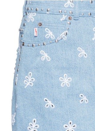 Detail View - Click To Enlarge - MARC JACOBS - High waist stud embellished floral denim skirt