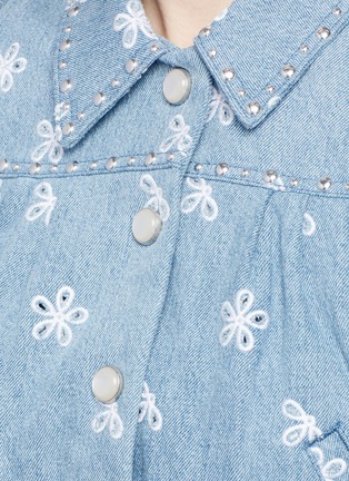 Detail View - Click To Enlarge - MARC JACOBS - Stud broderie anglaise shrunken denim jacket