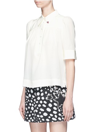 Front View - Click To Enlarge - MARC JACOBS - Heart pin crepe de Chine blouse