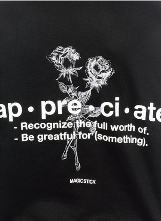 Detail View - Click To Enlarge - MAGIC STICK - 'Appreciate' print rose embroidered hoodie
