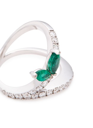 Detail View - Click To Enlarge - FERRARI FIRENZE - 'Blues' diamond emerald split shank leaf ring