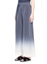Front View - Click To Enlarge - STELLA MCCARTNEY - 'Darci' floral print silk crepe pants