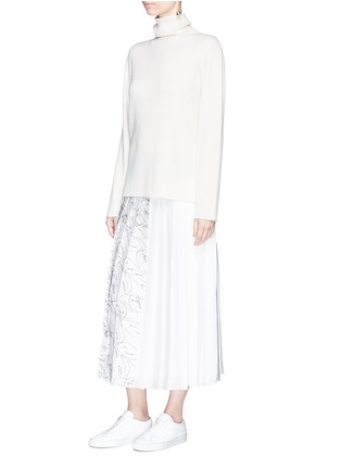 Figure View - Click To Enlarge - VICTORIA, VICTORIA BECKHAM - Swan sketch print habotai pleated skirt
