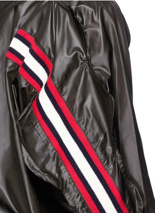 Detail View - Click To Enlarge - 72951 - Stripe rib knit panel windbreaker jacket