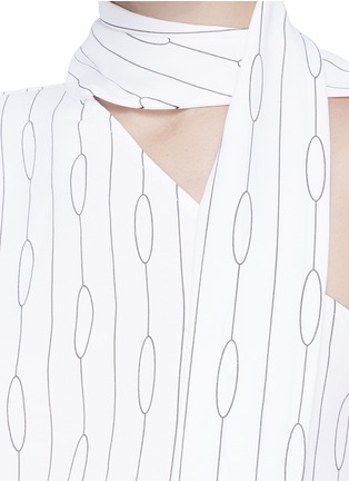 Detail View - Click To Enlarge - C/MEO COLLECTIVE - 'Everlasting' scarf oval stripe print one-shoulder top