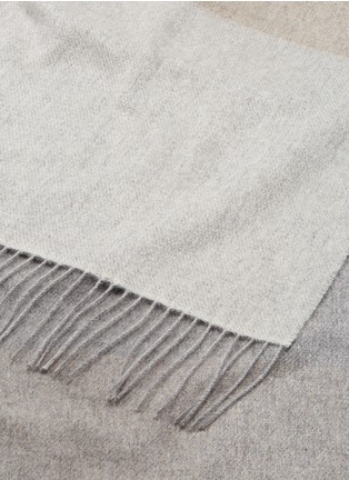 Detail View - Click To Enlarge - FRANCO FERRARI - 'Palestrina' colourblock stripe felted cashmere scarf