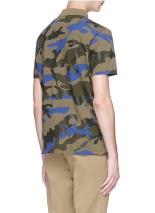 Back View - Click To Enlarge - VALENTINO GARAVANI - Camouflage print polo shirt