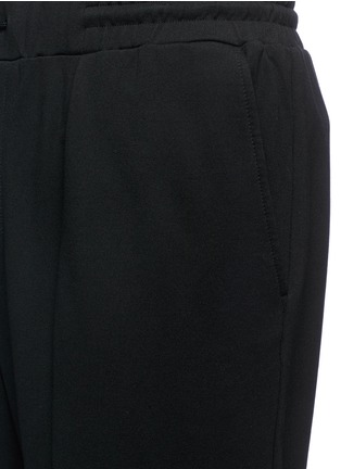 Detail View - Click To Enlarge - MC Q - Pleated jersey track pants