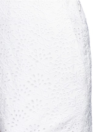 Detail View - Click To Enlarge - CHLOÉ - Broderie anglaise cady shorts
