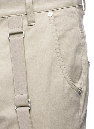 Detail View - Click To Enlarge - HELMUT LANG - Suspender strap cropped twill pants