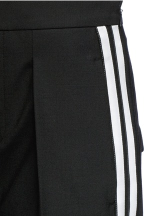 Detail View - Click To Enlarge - NEIL BARRETT - Stripe outseam gabardine pants