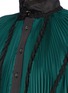 Detail View - Click To Enlarge - SACAI - Lace trim plissé pleated sateen dress