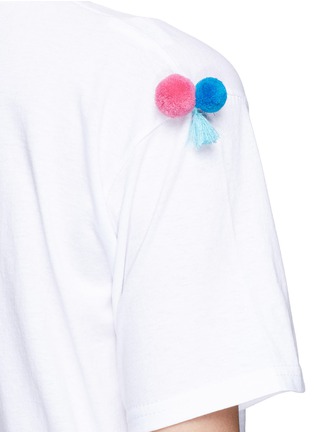 Detail View - Click To Enlarge - FORTE COUTURE - 'Pin Pon' pompom shoulder cotton T-shirt
