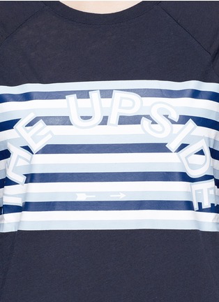 Detail View - Click To Enlarge - THE UPSIDE - 'Baloo' stripe logo print T-shirt