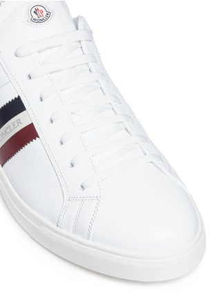 Detail View - Click To Enlarge - MONCLER - 'La Monaco' stripe leather sneakers