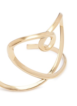 Detail View - Click To Enlarge - CHLOÉ - 'Heart' twist band cuff