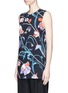 Detail View - Click To Enlarge - EMILIO PUCCI - 'Verbania' print crepe sleeveless top