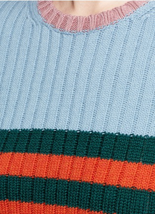 Detail View - Click To Enlarge - VALENTINO GARAVANI - Ruffle cuff colourblock virgin wool sweater