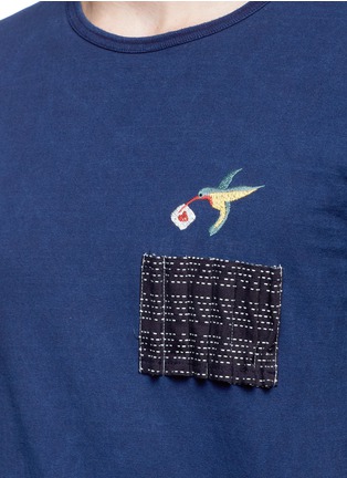 Detail View - Click To Enlarge - FDMTL - Pen slot patch hummingbird embroidered T-shirt