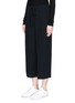 Front View - Click To Enlarge - VINCE - Drawstring waist pleated cropped crepe pants