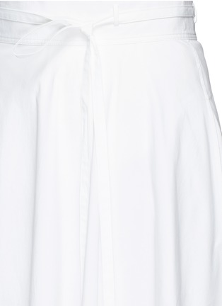 Detail View - Click To Enlarge - THEORY - 'Jaberdina' belted asymmetric poplin skirt