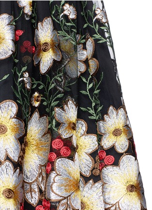 Detail View - Click To Enlarge - ALICE & OLIVIA - 'Becca' floral embroidered tulle pouf dress