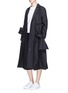 Figure View - Click To Enlarge - ROBERTS | WOOD - Bow side split cotton cambric long coat