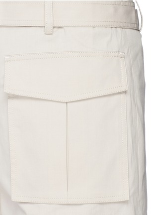 Detail View - Click To Enlarge - THEORY - 'Vasilica' belted poplin shorts