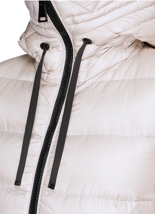 Detail View - Click To Enlarge - MONCLER - 'Suyen' hooded long down puffer parka